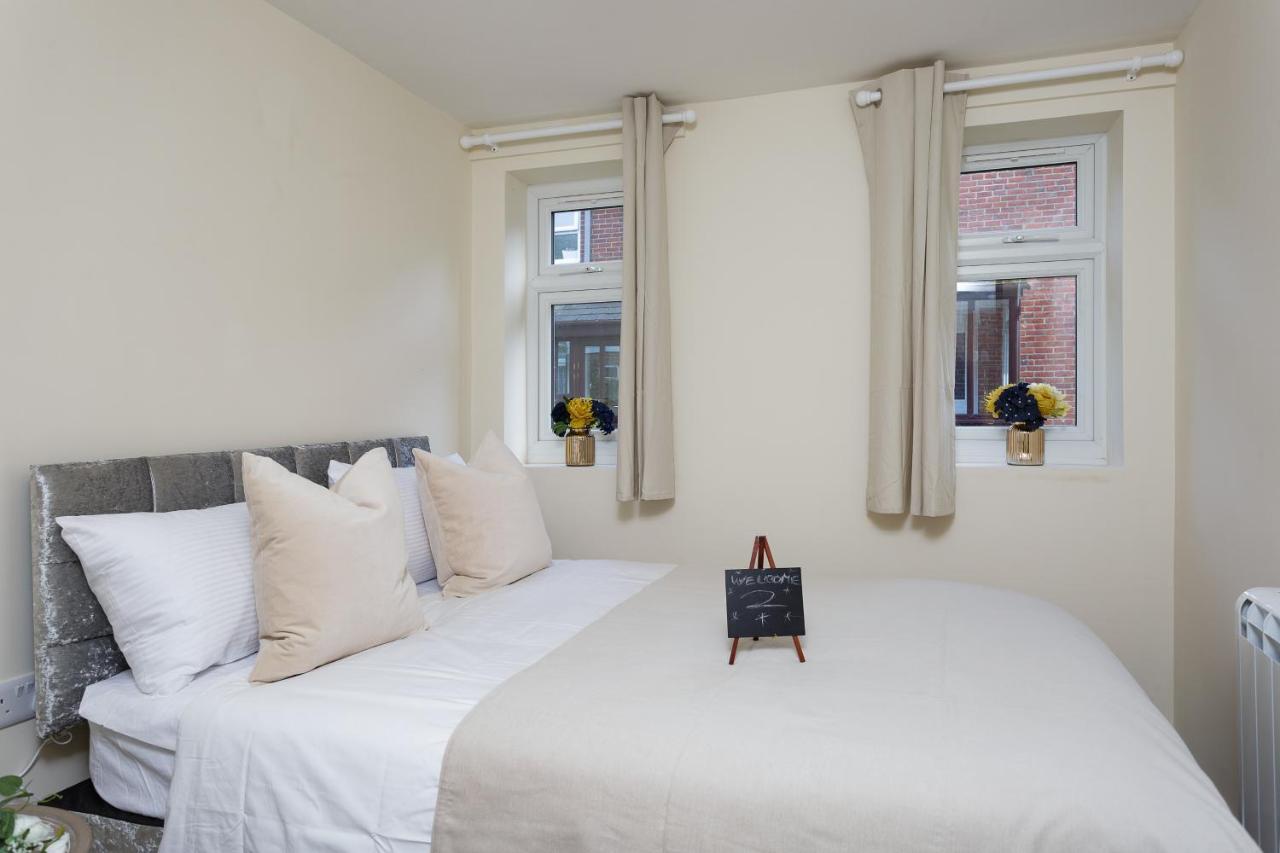Luxury Burgess Apartments Close To Soton General Hospital Southampton Oda fotoğraf